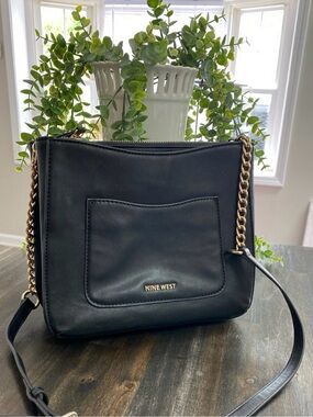 Nine West Black Crossbody Bag Gold Chain Triple Compartment Handbag Purse Pocket